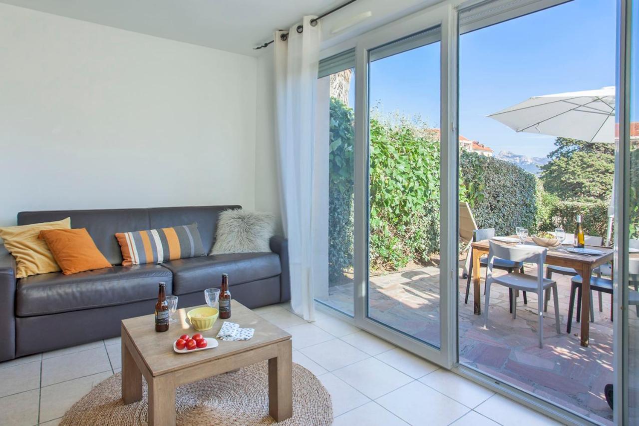 Mare Appart Avec Jardin Et Bbq Vue Mer Et Montagne Plage Et Port A 2 Pas Calvi  Zewnętrze zdjęcie