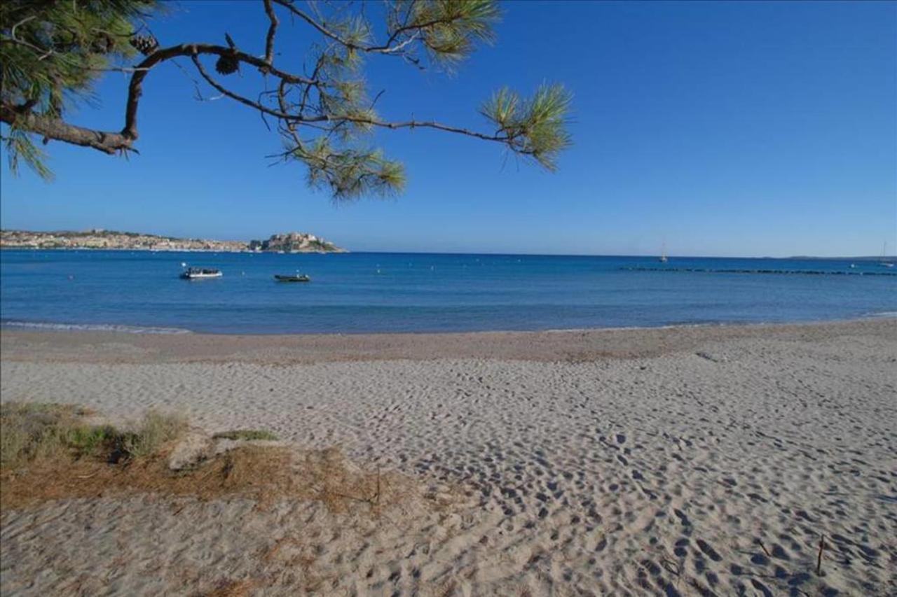 Mare Appart Avec Jardin Et Bbq Vue Mer Et Montagne Plage Et Port A 2 Pas Calvi  Zewnętrze zdjęcie